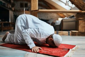 Importance of Punctuality in Muslim Prayer (Salat) Enhancing Devotion and Cultivating Discipline
